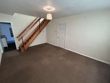 32 Kensington Avenue, Oldham, OL9 0NL, Image 4
