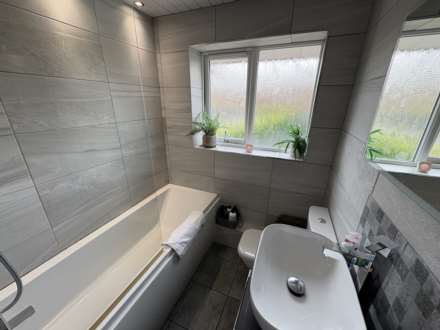 Hereford Way, Manchester, Image 19