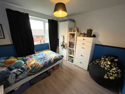 17 Norwich Avenue, Oldham, OL9 0BA, Image 11