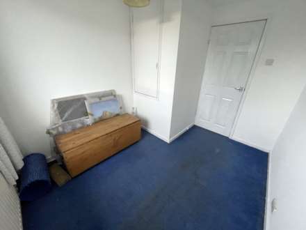 17 Norwich Avenue, Oldham, OL9 0BA, Image 13