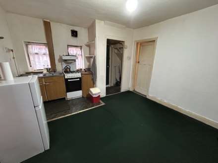 Welbeck Avenue, Oldham, Image 3