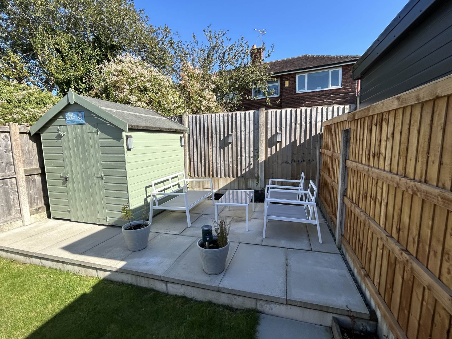Bowling Green Close, Oldham, Image 23