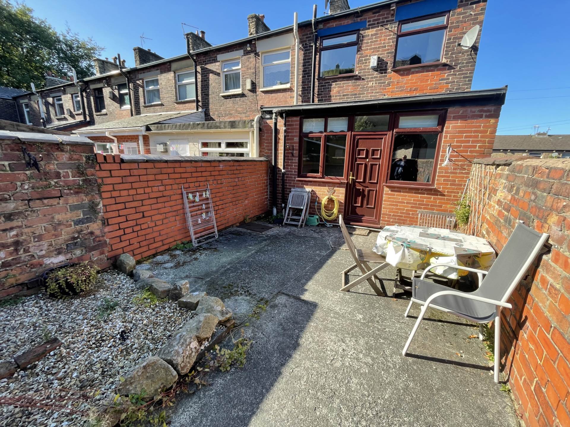 Cooper Street, Oldham, Image 16