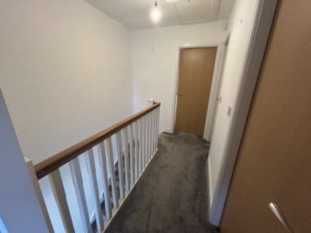 Old Manor Farm Close, Lees, Image 7