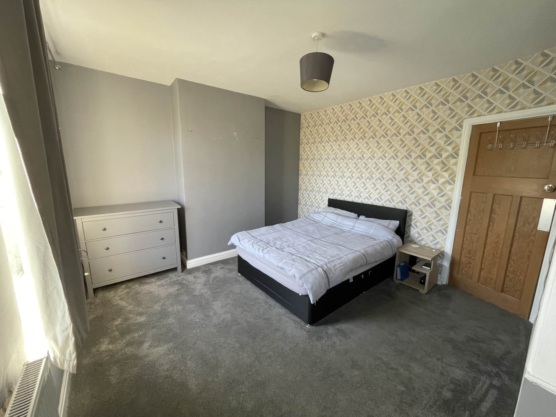 Fir Tree Avenue, Oldham, Image 4