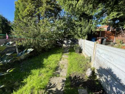 Fir Tree Avenue, Oldham, Image 9