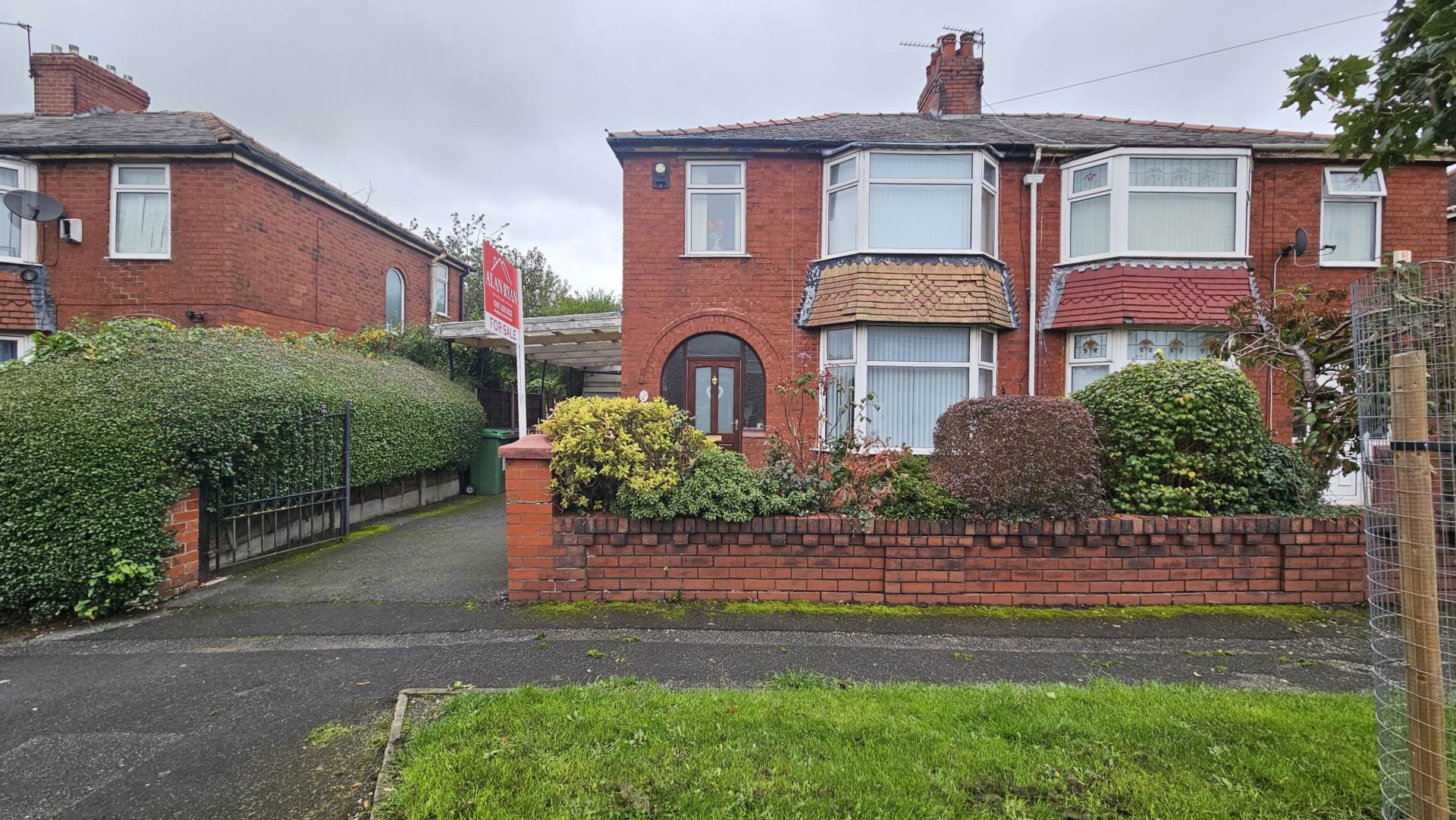 20 Parkfield, Chadderton, Oldham, OL9 0AS, Image 1