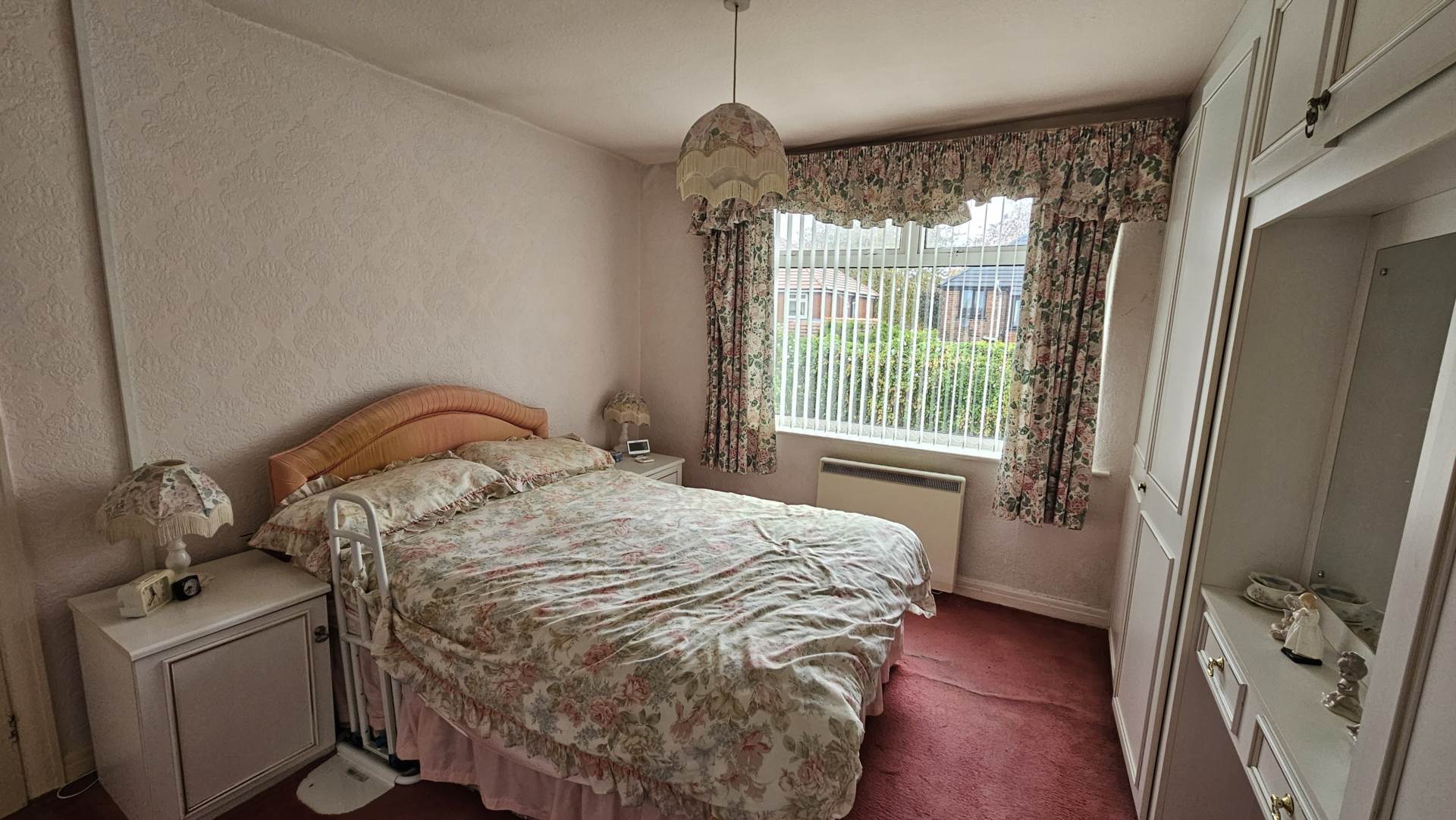 20 Parkfield, Chadderton, Oldham, OL9 0AS, Image 16