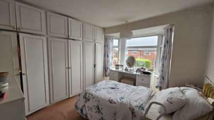 20 Parkfield, Chadderton, Oldham, OL9 0AS, Image 14