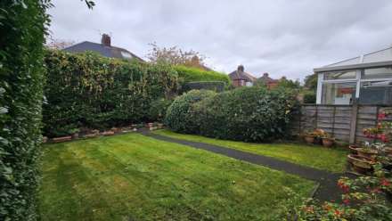 20 Parkfield, Chadderton, Oldham, OL9 0AS, Image 24