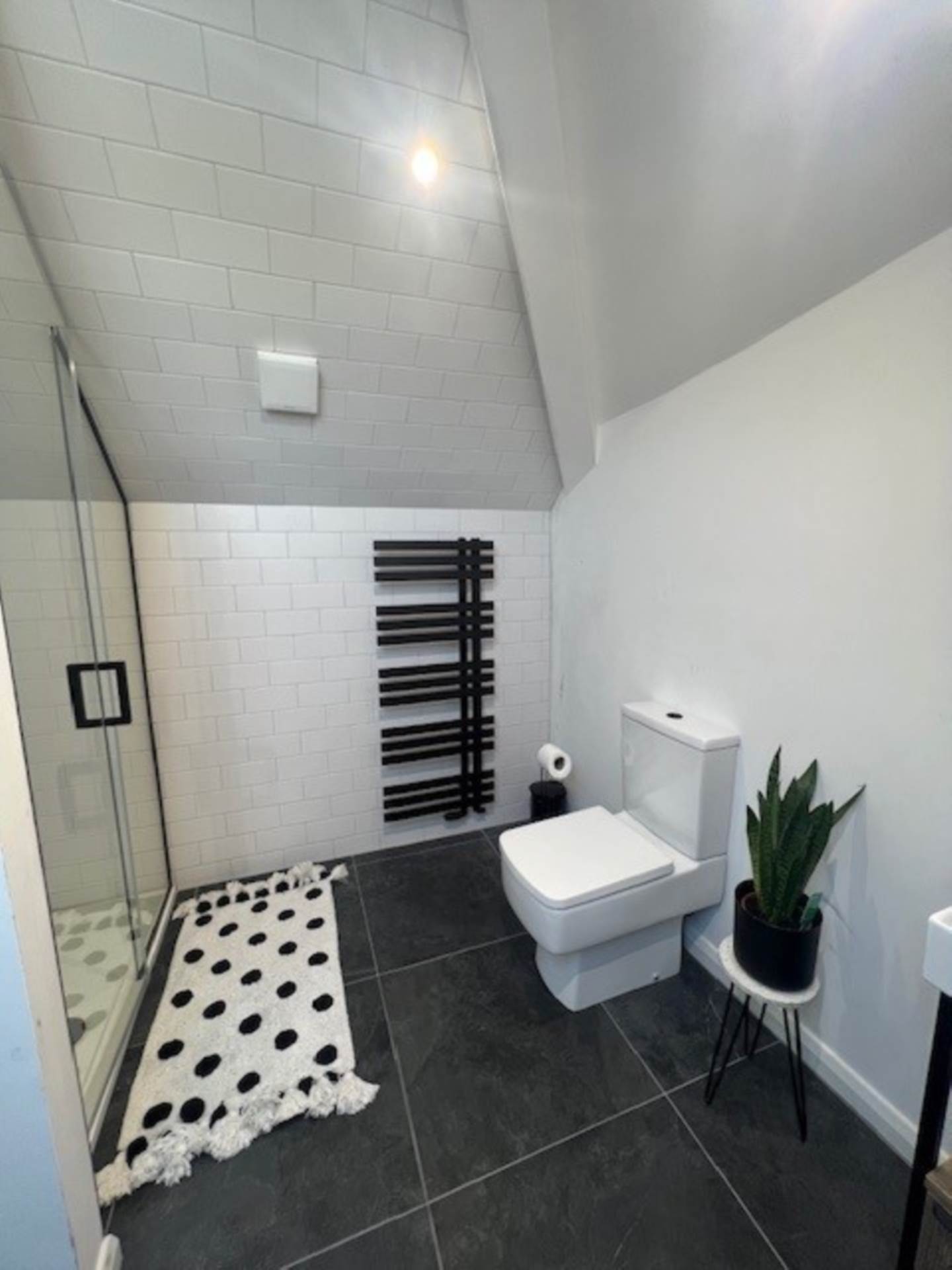 Ferney Field Road, Oldham, Image 15