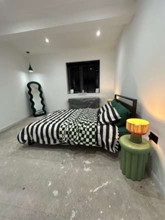 Ferney Field Road, Oldham, Image 10