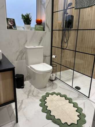 Ferney Field Road, Oldham, Image 11