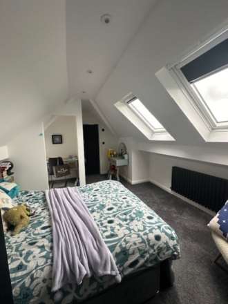 Ferney Field Road, Oldham, Image 13