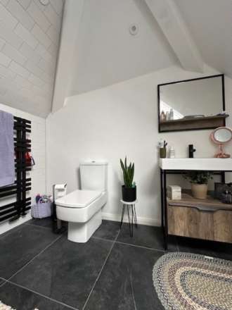 Ferney Field Road, Oldham, Image 14