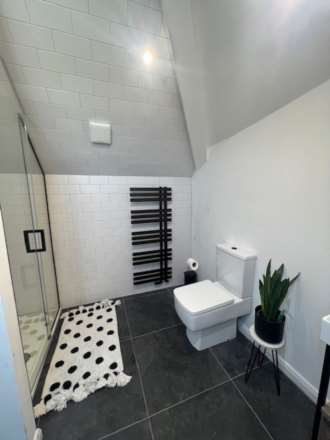 Ferney Field Road, Oldham, Image 15