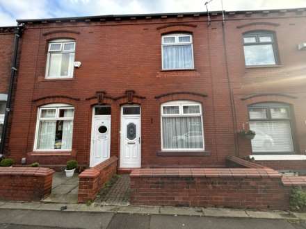 36 Denton Lane, Oldham, OL9 8PU