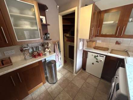 344 Denton Lane, Chadderton, OL9 8QE, Image 11