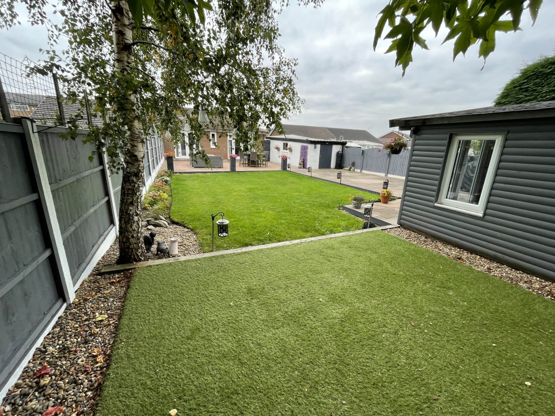 20 Lindale Avenue, Chadderton, OL9 9DW, Image 2