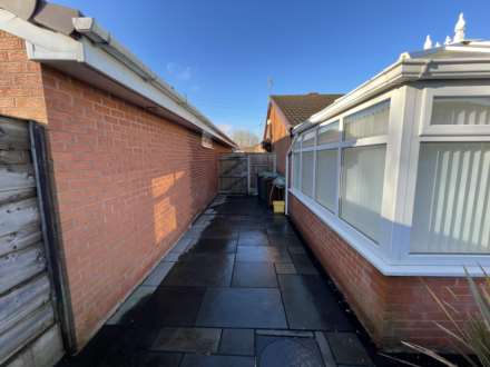 57 Birchwood, Oldham, OL9 9UH, Image 13