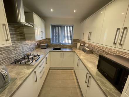 57 Birchwood, Oldham, OL9 9UH, Image 3