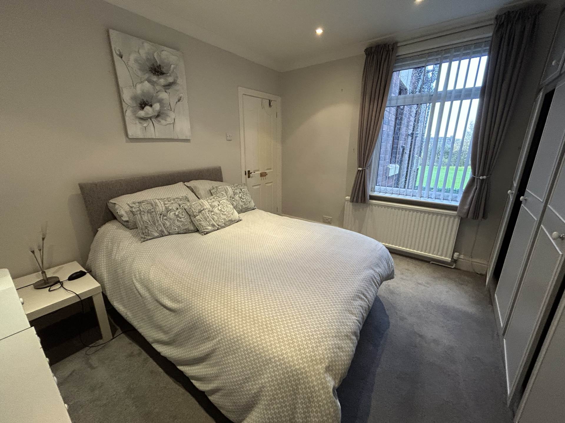 35 Queens Road, Oldham, OL9 9HR, Image 15