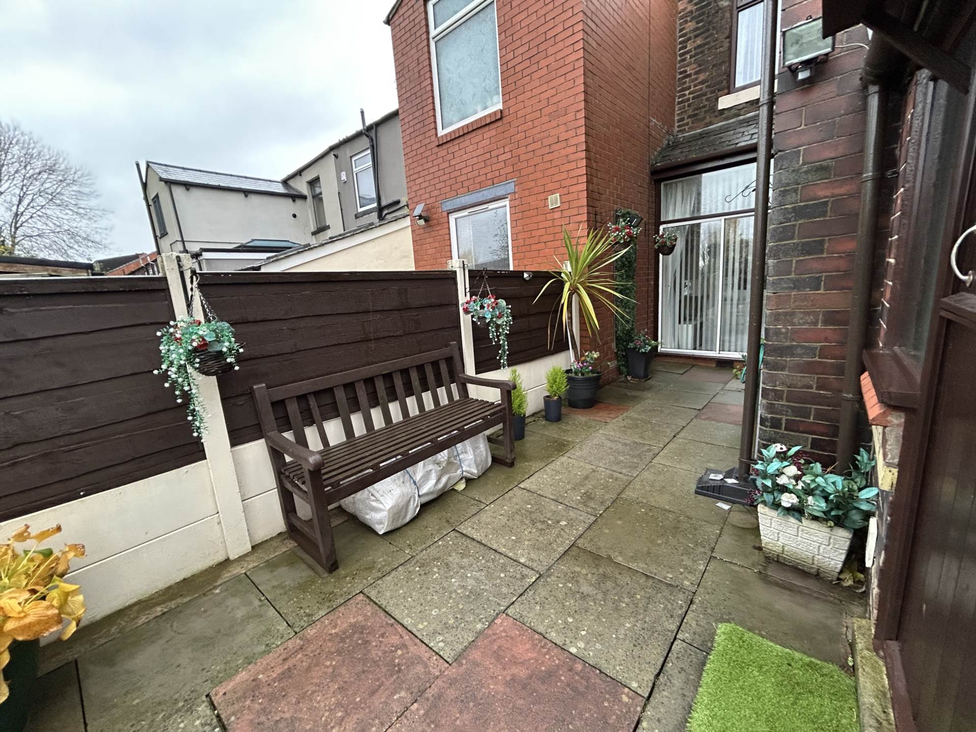 35 Queens Road, Oldham, OL9 9HR, Image 23