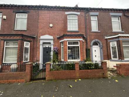 35 Queens Road, Oldham, OL9 9HR, Image 1