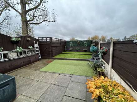 35 Queens Road, Oldham, OL9 9HR, Image 2