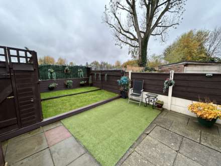 35 Queens Road, Oldham, OL9 9HR, Image 21