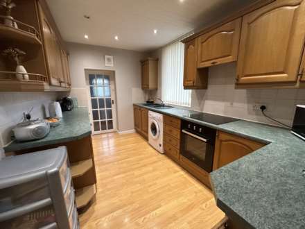 35 Queens Road, Oldham, OL9 9HR, Image 4