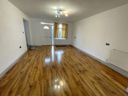 5 Numfield Close, Manchester, M40 5QB, Image 2