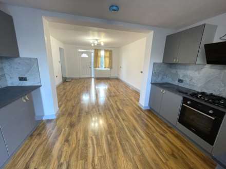 5 Numfield Close, Manchester, M40 5QB, Image 3