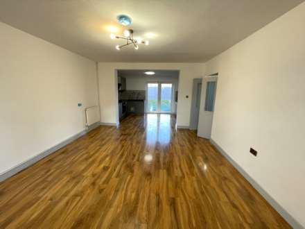 5 Numfield Close, Manchester, M40 5QB, Image 5