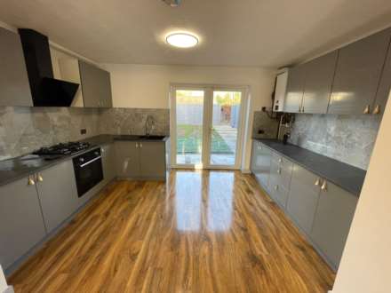 5 Numfield Close, Manchester, M40 5QB, Image 6