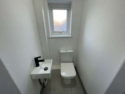 5 Numfield Close, Manchester, M40 5QB, Image 8