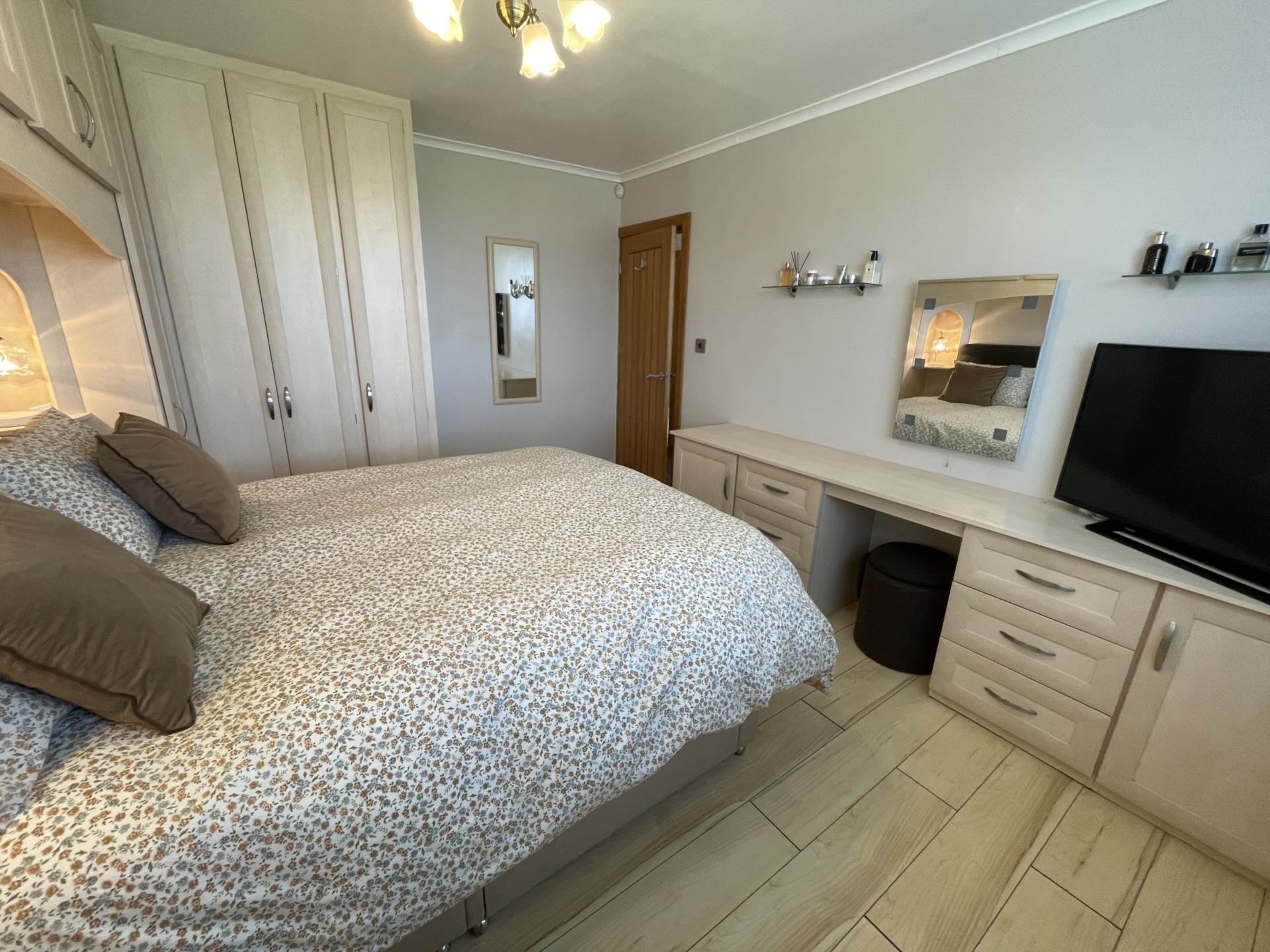 33 Chichester Crescent, Chadderton, Oldham, OL9 0RW, Image 13