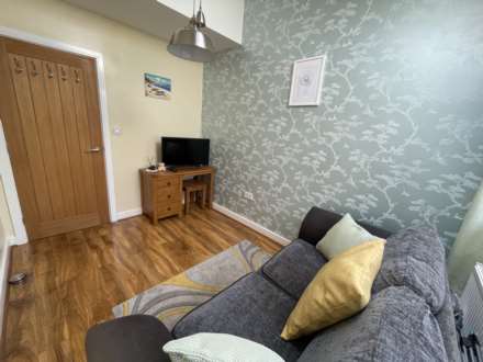 33 Chichester Crescent, Chadderton, Oldham, OL9 0RW, Image 10