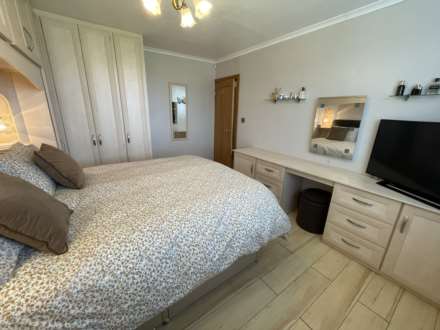 33 Chichester Crescent, Chadderton, Oldham, OL9 0RW, Image 13