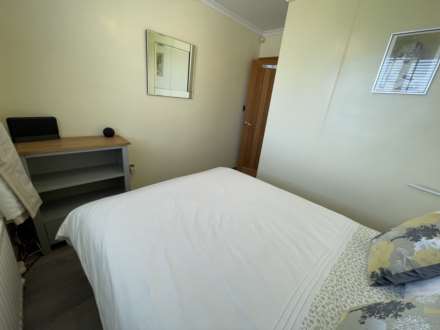 33 Chichester Crescent, Chadderton, Oldham, OL9 0RW, Image 15