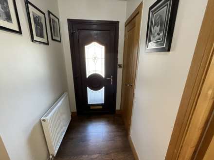 33 Chichester Crescent, Chadderton, Oldham, OL9 0RW, Image 2
