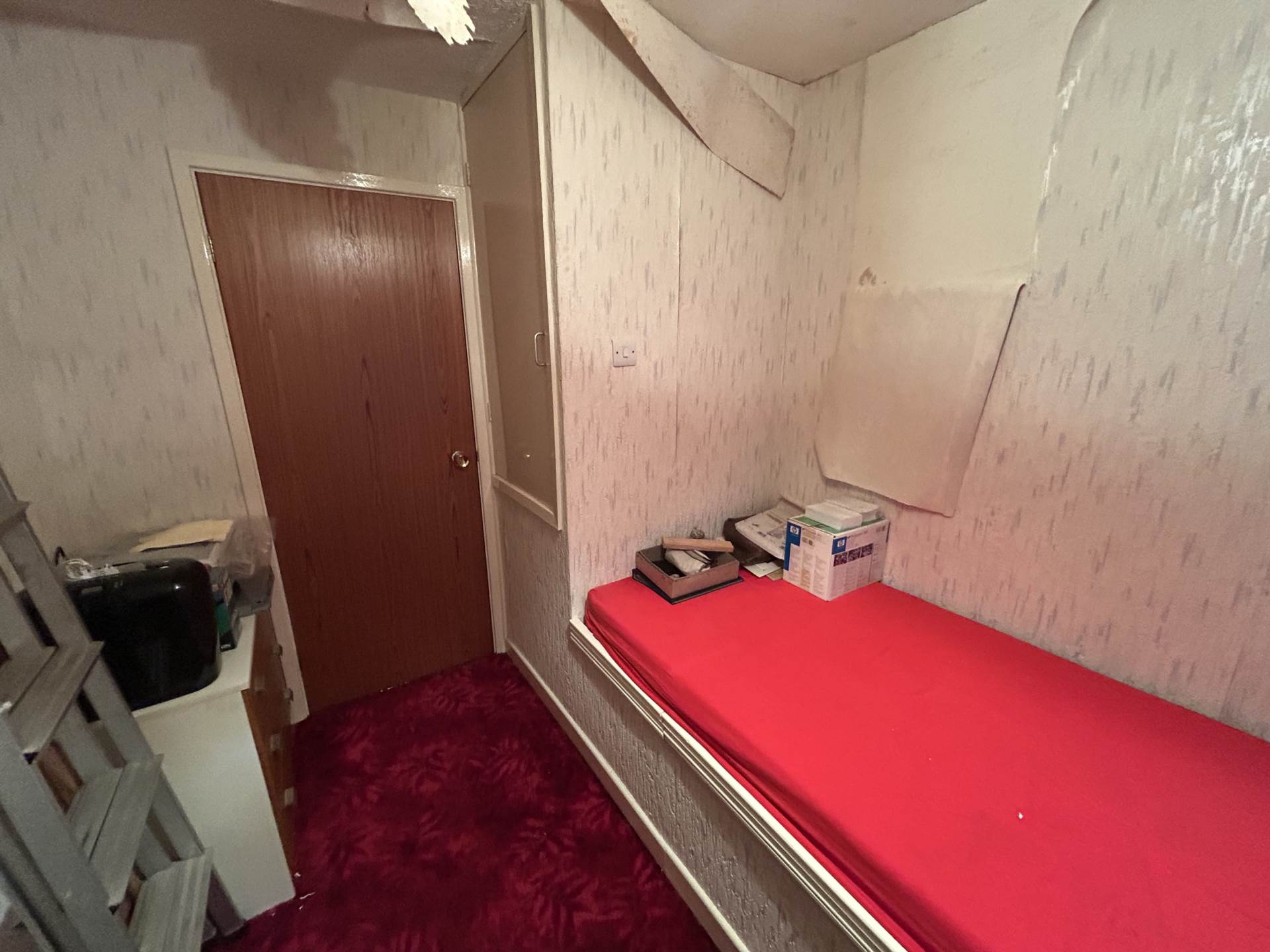 58 Phyllis Street, Manchester, M24 2AQ, Image 17