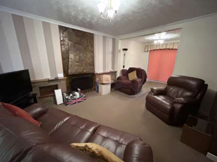 58 Phyllis Street, Manchester, M24 2AQ, Image 3