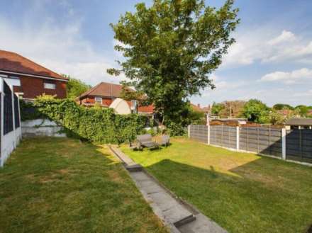 58 Towncroft Avenue, Middleton, M24 5DB, Image 2