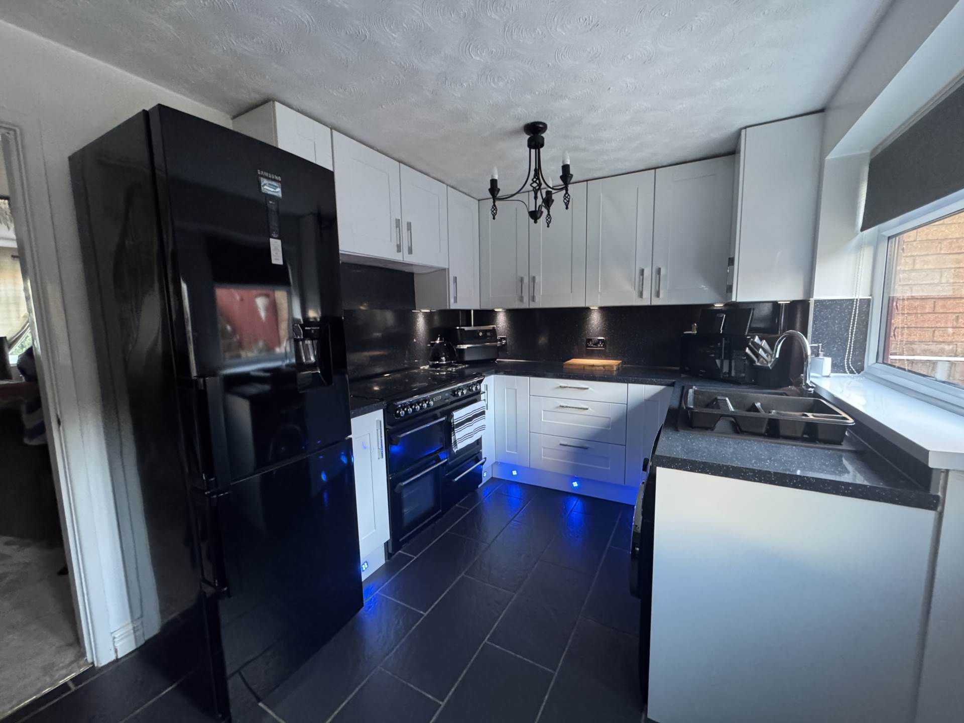 10 Torwood Road, Oldham, OL9 0RA, Image 9