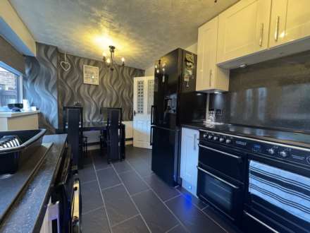 10 Torwood Road, Oldham, OL9 0RA, Image 3