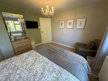 2 Pinewood, Chadderton, OL9 9TS, Image 25