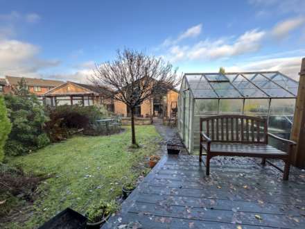 18 Tulip Close, Oldham, OL9 9TF, Image 2