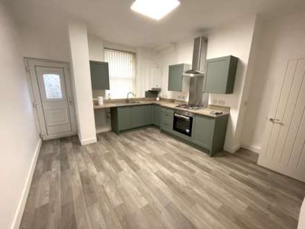 153 Coalshaw Green Road, Oldham, OL9 8JR, Image 2