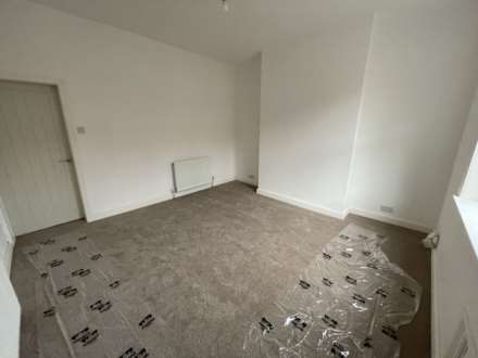 153 Coalshaw Green Road, Oldham, OL9 8JR, Image 5